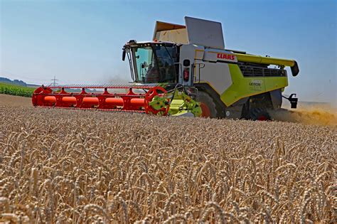 Claas Lexion Der Mähdrescher Mit Der Extra Trommel