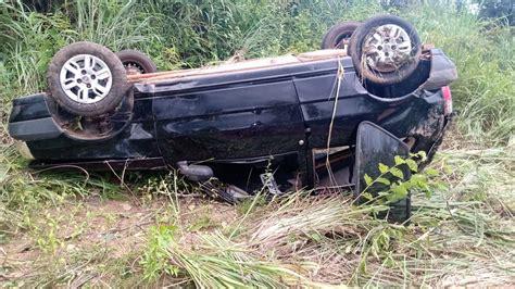 Tr S Pessoas Morrem Ap S Carro Capotar Na Zona Rural De Ja Do