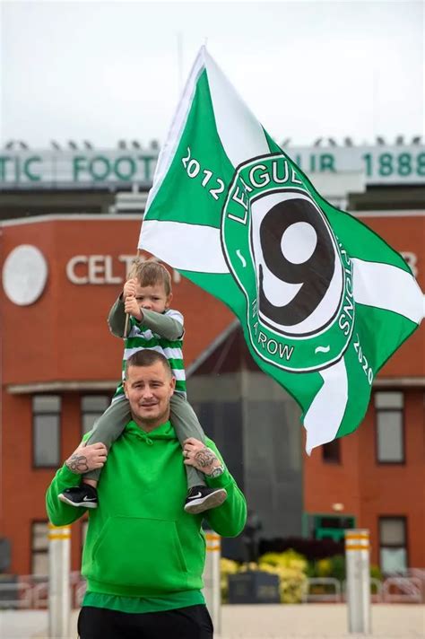 Celtic Fans Thank Police For Letting Parkhead Celebration Go Ahead