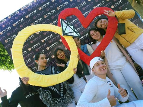 UNIVA in love Celebración del día de san Valentín en UNIVA zamora