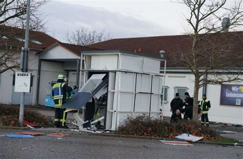 Automatensprenger Berfahren Auf Flucht Fast Einen Polizisten