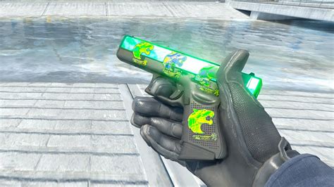 Inspecting Glock Emerald With X Furia Antwerp Holo Ingame Cs Cs