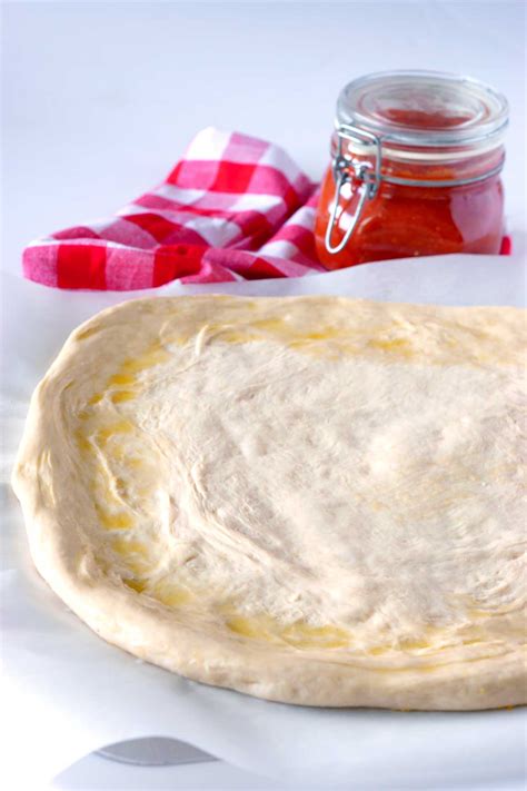 Perfect Homemade Pizza Dough Recipe • Food, Folks and Fun