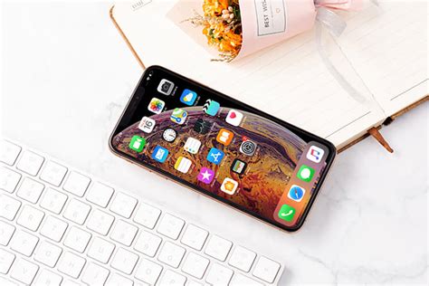 Thay màn hình iPhone XS chính hãng giá ưu đãi nhất