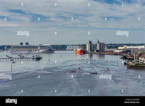 Itchen Bridge Southampton Hi Res Stock Photography And Images Alamy