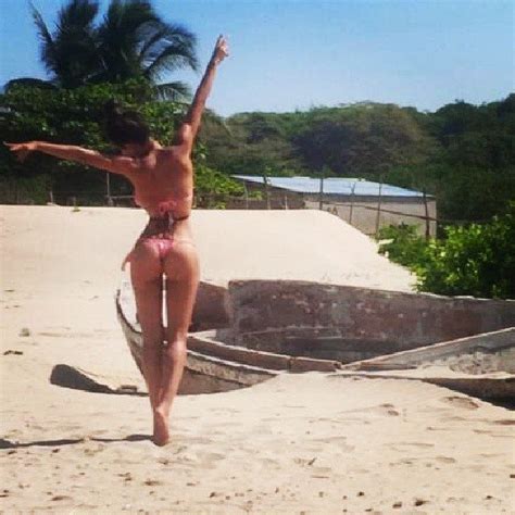 Naked Geraldine Pinzon Added By Pepelepu