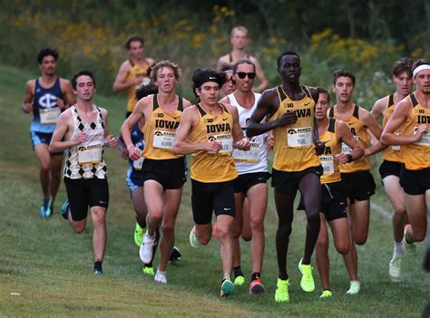 Photos Iowa Cross Country Hawkeye Invite 09022022 University Of