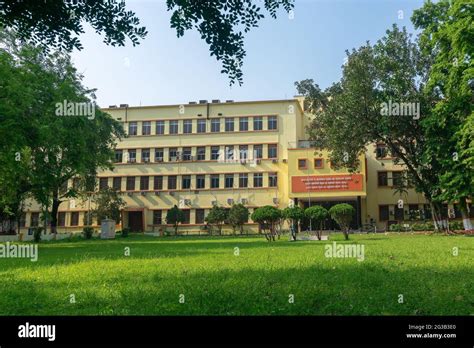 Iiest Shibpur Campus Hi Res Stock Photography And Images Alamy