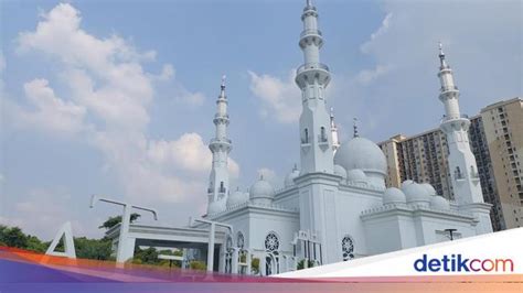 Viral Masjid Megah Di Depok Ternyata Dibangun Menteri Erick Thohir