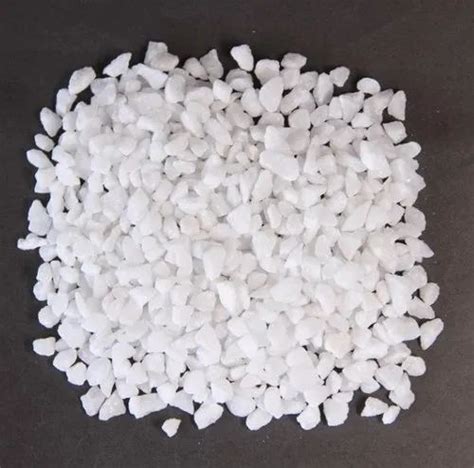 Solid White Quartz Chips Packaging Type HDPE Bag Packaging Size 50