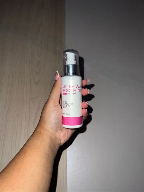 Derma Express Milky Way Soothing Cleanser Kesehatan Kecantikan