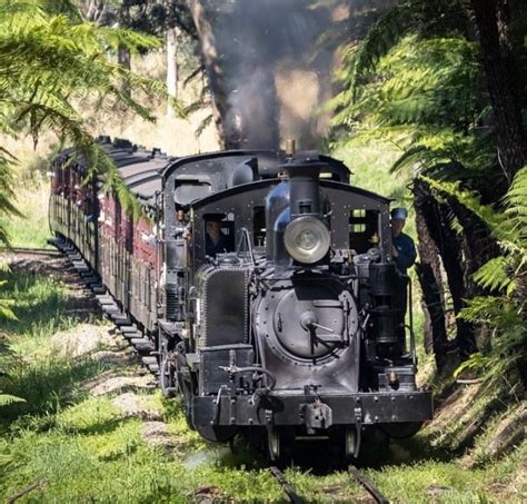 Pin By Louis Phung On Railways Australia Train Railway Australia