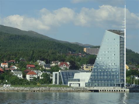 Molde Norway With Building That Looks Like A Boat In Sail Flickr