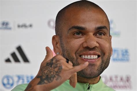 Dani Alves A Barcellona Al Via Il Processo Per Stupro Gazzetta Di Malta