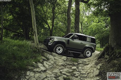 Nouveau Land Rover Defender Les Premières Photos En Tout Terrain