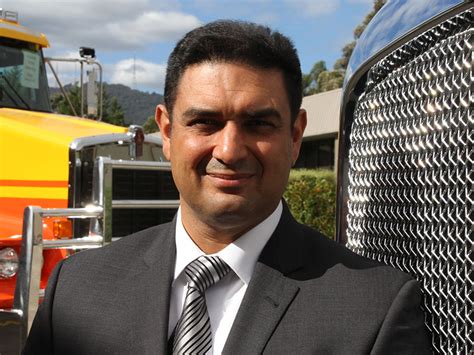 paccar australia fends  pandemic  recruits news