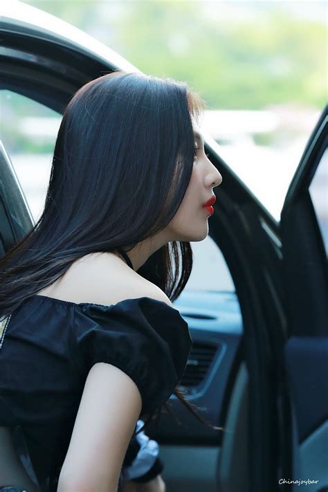 M Nh N Kpop Hot Nh T Big C Dispatch Khen L N M Y V M N Khoe Eo T T I S N Bay Jennie