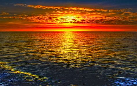 Astonishing Sunset Over The Ocean - Wallpaper - Faxo