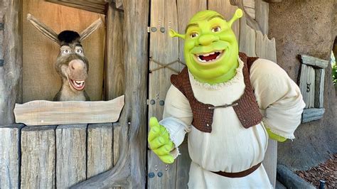 Shrek And Donkey Meet And Greet At New Dreamworks Land At Universal
