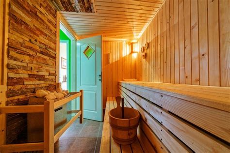 5 Surprising Health Benefits Of Saunas Sauna Day Healthy