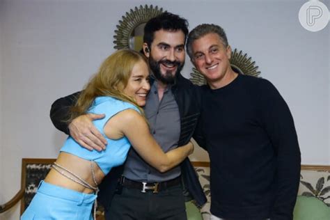 Foto Padre Fábio De Melo Recebeu Angélica E Luciano Huck Em Seu Show No Rio De Janeiro Purepeople