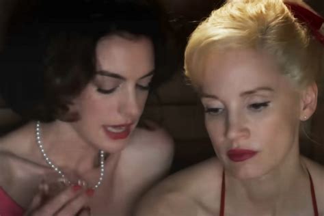 Mothers Instinct Con Anne Hathaway E Jessica Chastain AV Magazine