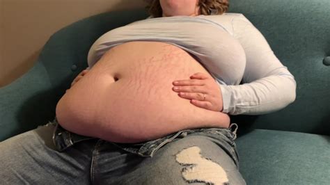 Chubby Bbw Stuffs Herself With Cake And Expands Belly