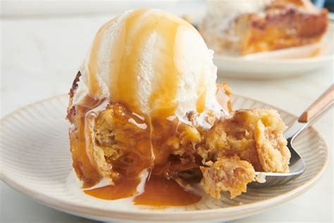 Delicious And Easy Banana Bread Pudding Recipe Bake Or Break