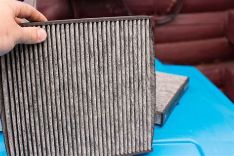 5 Symptoms Of A Dirty Cabin Air Filter And Replacement Cost