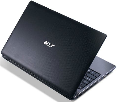 Acer Aspire 5750G Laptop Core I5 2nd Gen 4 GB 500 GB Windows 7 1 GB