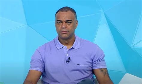 Denilson Est Afastado Do Jogo Aberto E N S Sabemos O Porqu