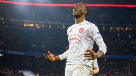 Dodi Lukebakio Poursuit Son Bail En Bundesliga Et Met Le Cap Sur Le