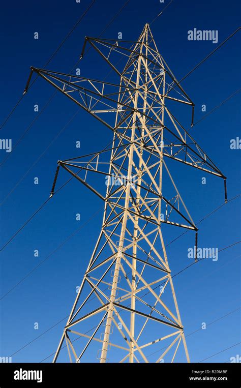 Steel Frame Hydro Tower And Electricity Transmission High Tension Wires