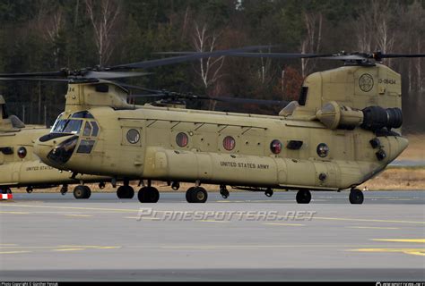 13-08434 United States Air Force Boeing CH-47 Chinook Photo by Günther ...