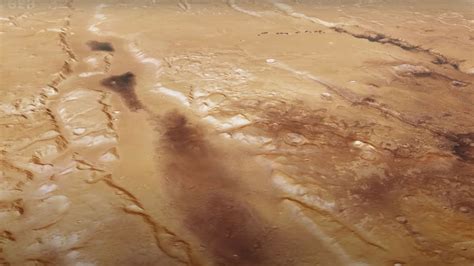 Photos Esas Orbiter Reveals Evidence Of Ancient Water In Mars Nili