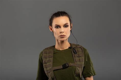 Imágenes de Mujer Soldado Seria - Descarga gratuita en Freepik