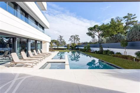 5 bedroom luxury House for sale in Madrid, Spain - 128092473 ...