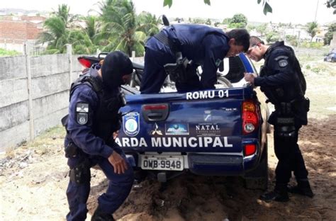 Guarda Municipal Recupera Moto Roubada Ap S Persegui O Nas Ruas Do