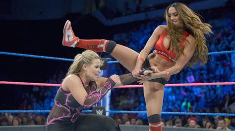 Nikki Bella Vs Natalya Photos WWE