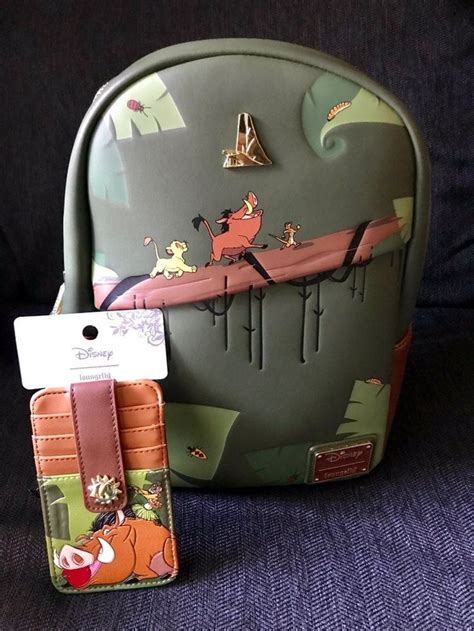 Celebrate Disneys The Lion King With This Backpack And Cardholder Set