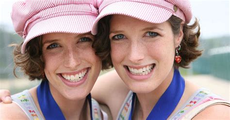 16 Fun Facts About Twins