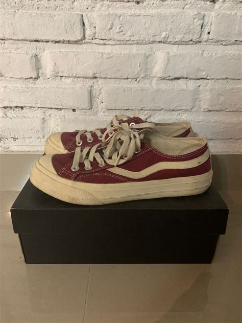 Sepatu Ventela Public Maroon Low Original Authentic Asli Size Second