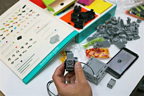 Create a Unique Humanoid Robot with Ubtech's Jimu Robot Meebot Robot Kit! - Whispered Inspirations