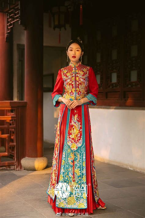 Ghim của ahsatan trên East Asian traditional clothing Trang phục cưới