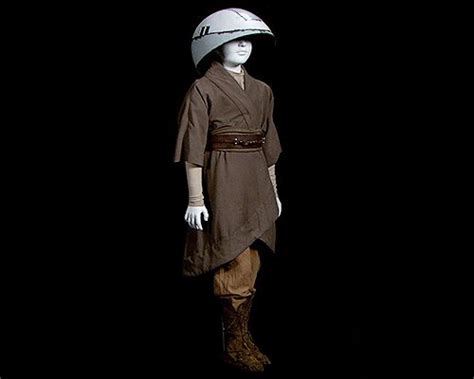 A Costume Drama: The Costumes of Star Wars | Star wars fashion, Costume drama, Youngling