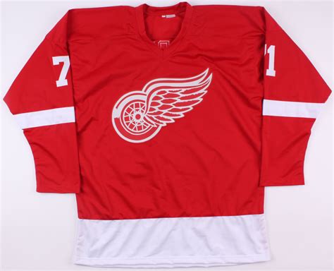 Dylan Larkin Signed Red Wings Jersey (JSA Hologram) | Pristine Auction