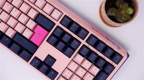 Using A Hot Swappable Keyboard Cherry Pilled Me Into A Custom Keyboard Obsession Pc Gamer