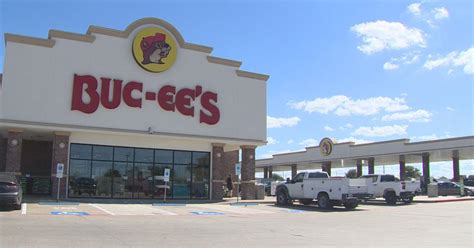 Texas-sized travel center: Another "Buc-ee" is coming to Wisconsin ...