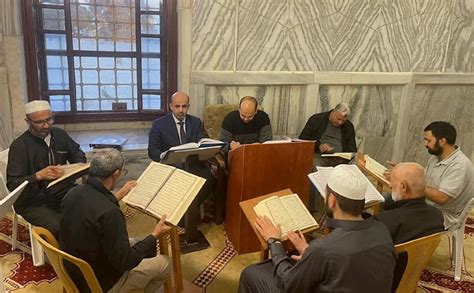 Masjid Al Aqsa Muslim Hands UK