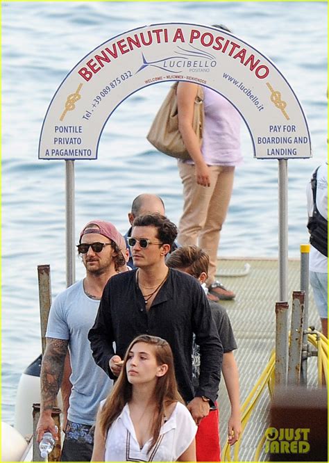 Orlando Bloom Goes Shirtless And Puts His Muscles On Display Photo